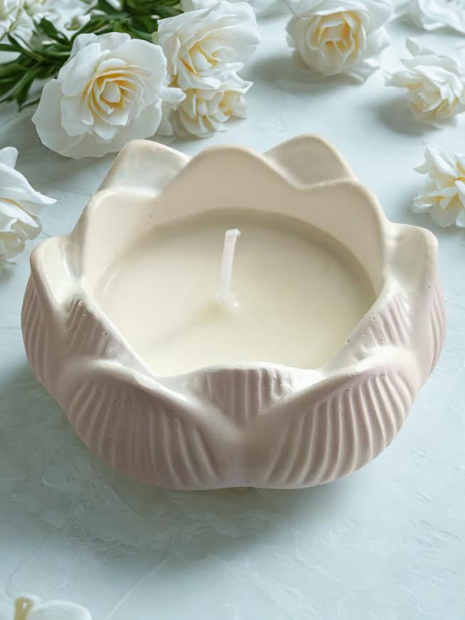 Graceful Woman Décor Set