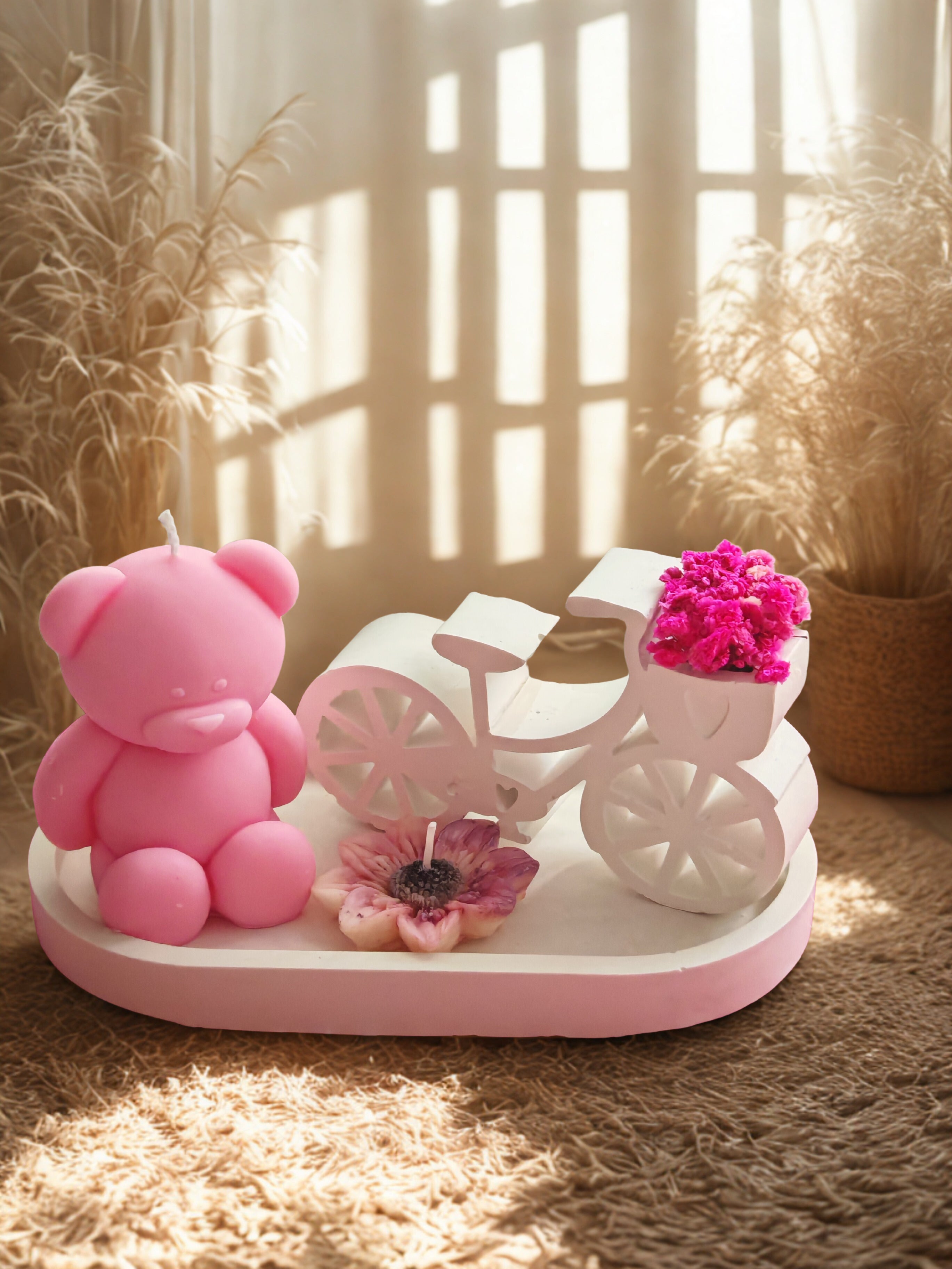 Gift Set "Teddy & Bicycle" - Handmade Soy Wax Candles and Ceramic Gypsum Decor