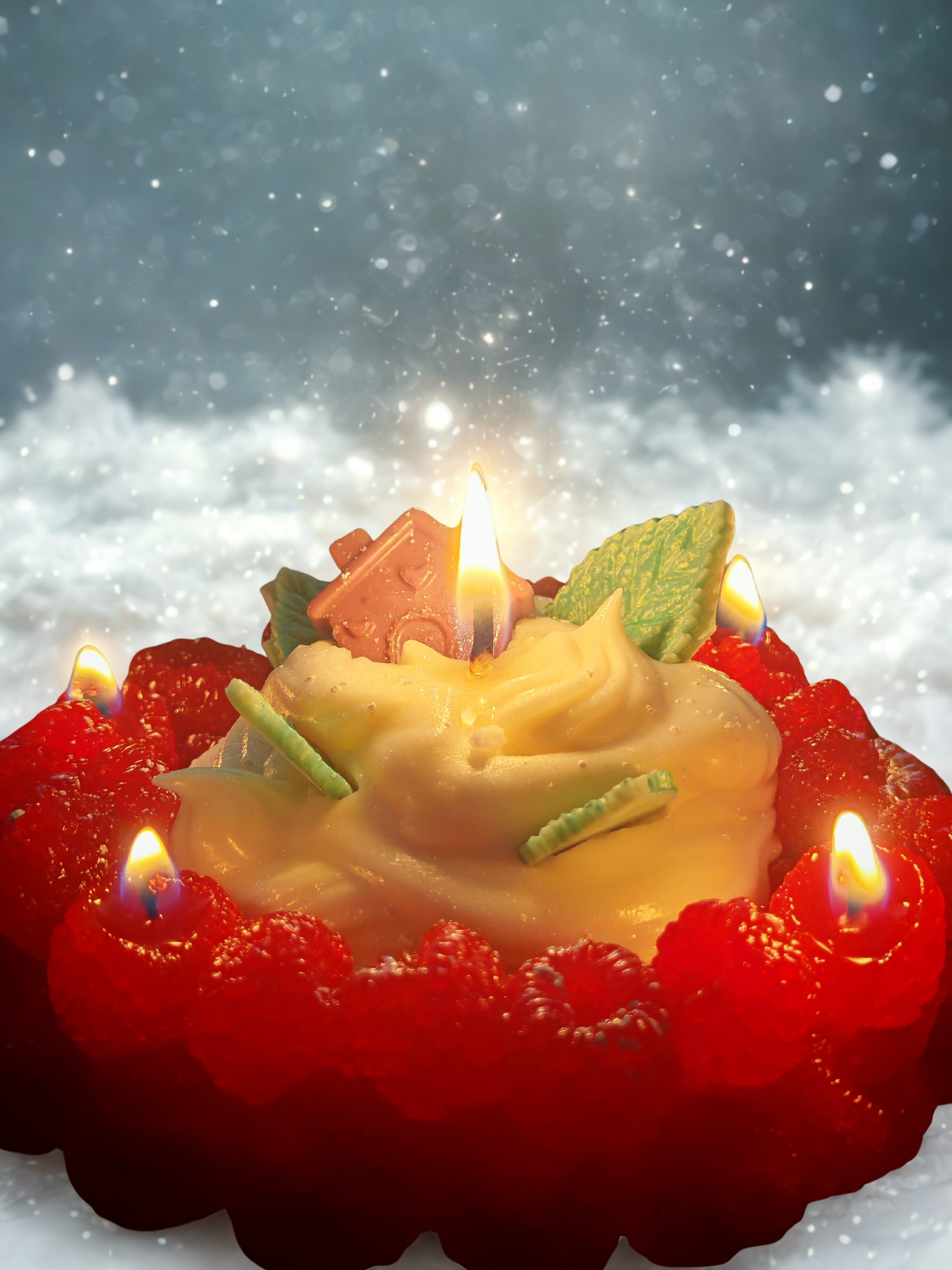 Christmas Raspberry Art Candle - Handmade Gel & Soy Wax Decoration