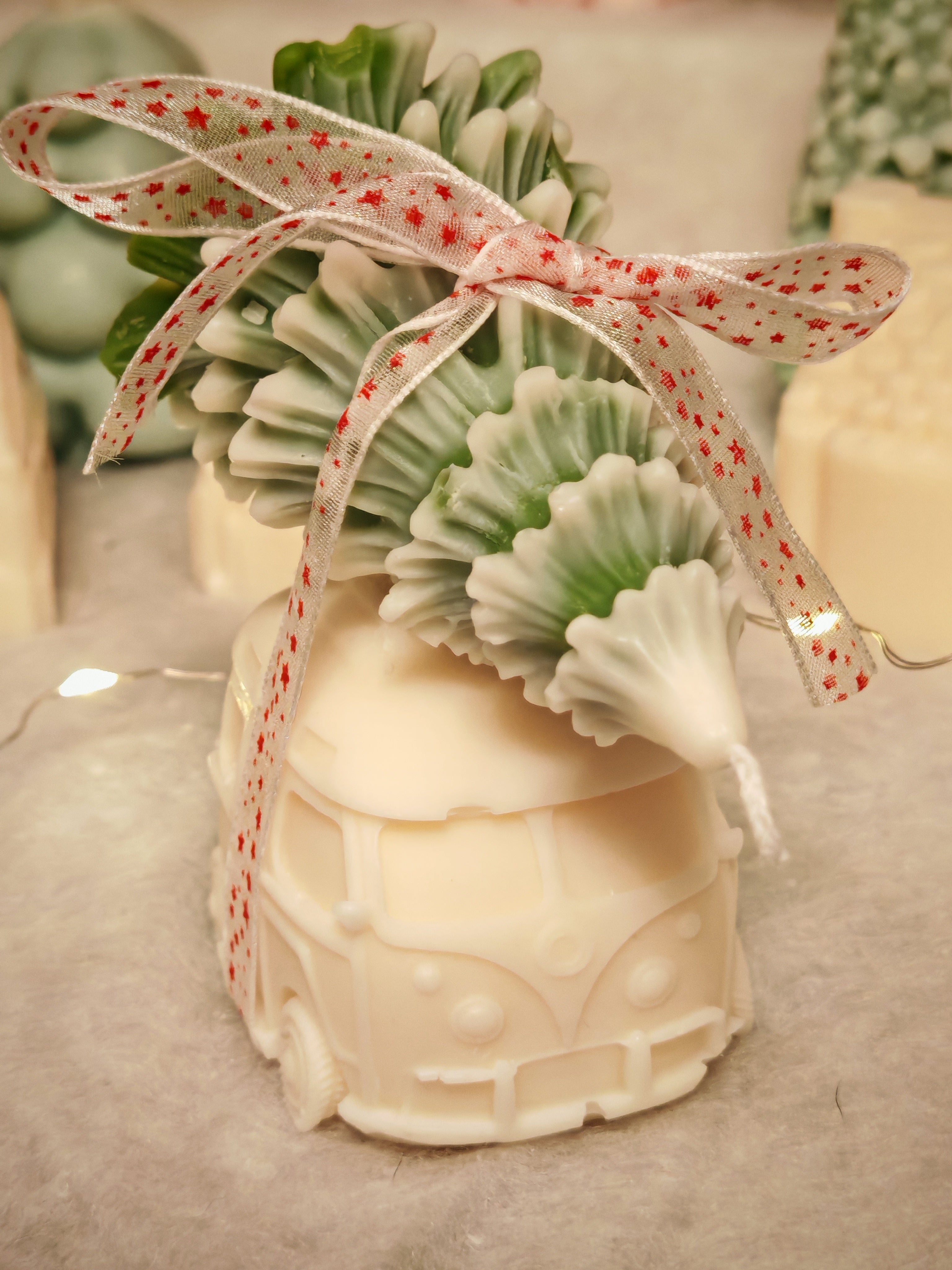 Christmas Camper Candle - Handmade Holiday Magic